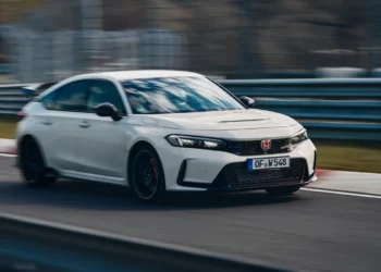 Honda Civic slær brautarmet á Nürburgring