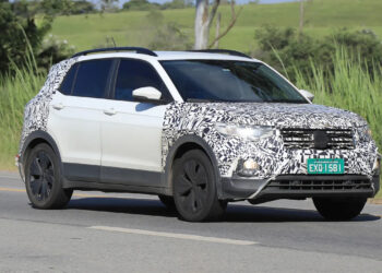 Nýr Volkswagen T-Cross sást í felubúningi