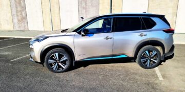 Nissan X Trail með bensíndrifinn rafmótor