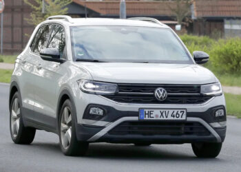 Nýr uppfærður Volkswagen T-Cross 2023 sást við prófanir