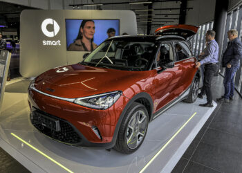 smart #1 mættur í Öskju