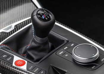 Beinskipting BMW mun líklega deyja með núverandi M2