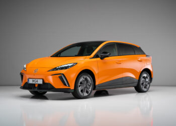 BL kynnir MG4 EV Standard Range