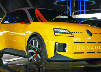 Svona gæti nýi Renault 5 verið þegar hann kemur á næsta ári