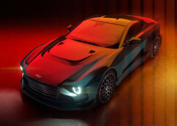 Aston Martin Valor er innblásinn af fortíðinni með V12 og beinskiptur