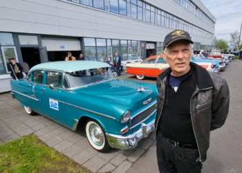Kristinn Guðjónsson á 1955 árgerð af Bel Air