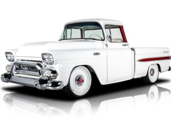 Hvítur GMC 100 tilvalinn sem brúðkaupsbíll!