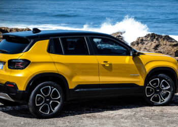 Jeep eykur sölu á rafknúnum Avenger í Evrópu