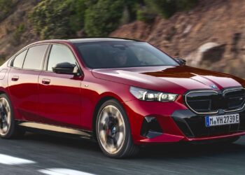 BMW i5 M60 xDrive kominn í sýningarsalinn hjá BL 