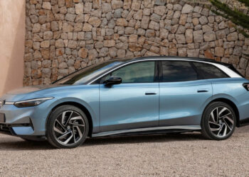 Spennandi stationútgáfa af VW ID.7