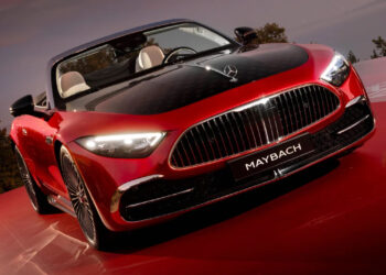 Mercedes-Maybach SL færir glæsileikann aftur í frægan opinn sportbíl