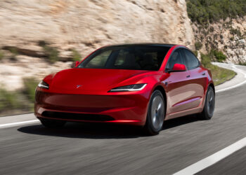 Nýr Model 3 með meiri drægni en nokkru sinni fyrr og lækkað verð