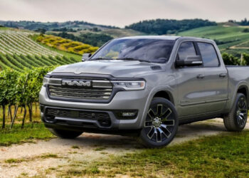 Ram flýtir kynningu á Ram 1500 Ramcharger tengitvinnbílnum