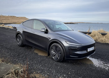 Nýr Tesla Model Y – endurbætt akstursupplifun, betri fjöðrun og meiri tækni