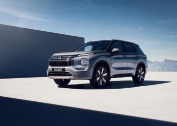 Einn vinsælasti tengiltvinnbíll Íslendinga snýr aftur – nýr Mitsubishi Outlander PHEV frumsýndur 