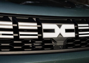 Nýr Dacia Sandero kemur með bæði sem tvinn- og hreinn rafbíll