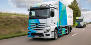 Rafknúinn eActros 400 mættur til leiks