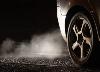 Bílar með brunahreyfla fá lengri líftíma í Evrópu