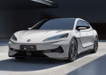 BYD kynnir nýjan rafmagnsbíl í Evrópu sem hægt er að hlaða á nokkrum mínútum