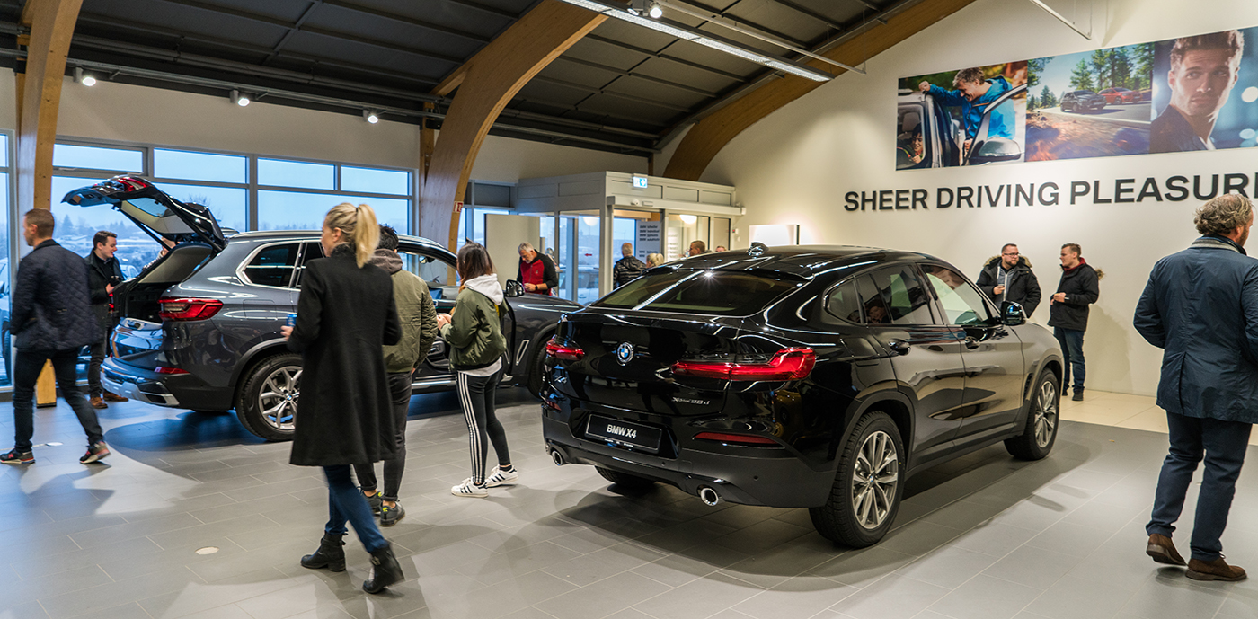 Svipmyndir frá frumsýningum helgarinnar