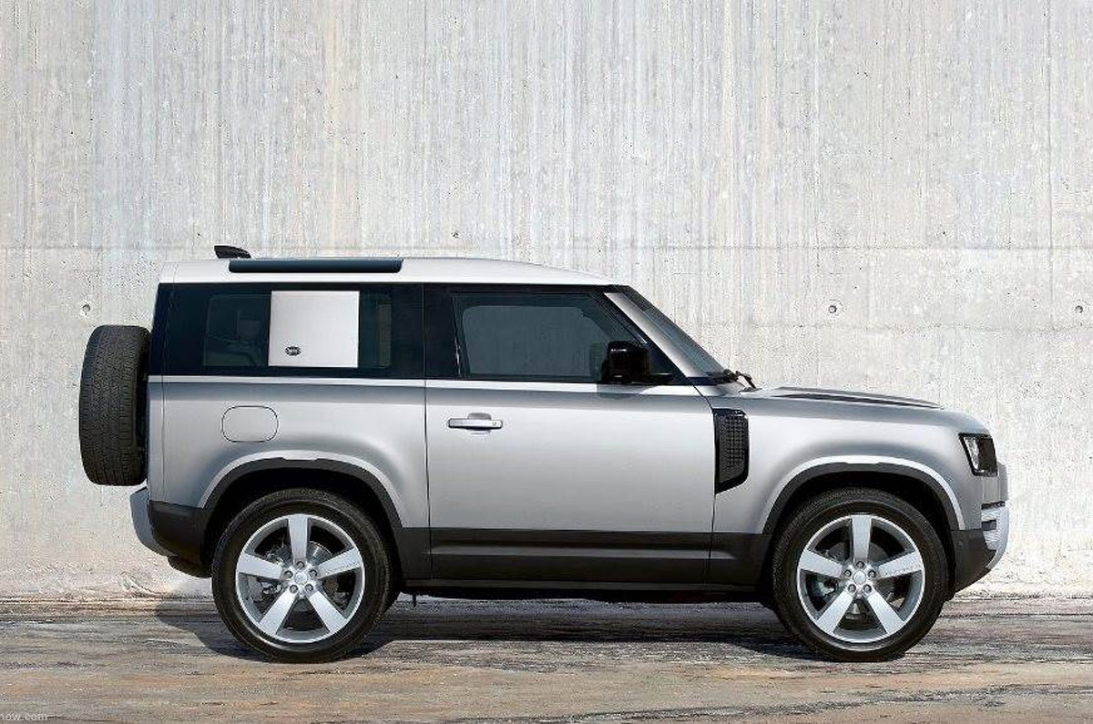 Markaðssetningu á Land Rover Defender 90 seinkað