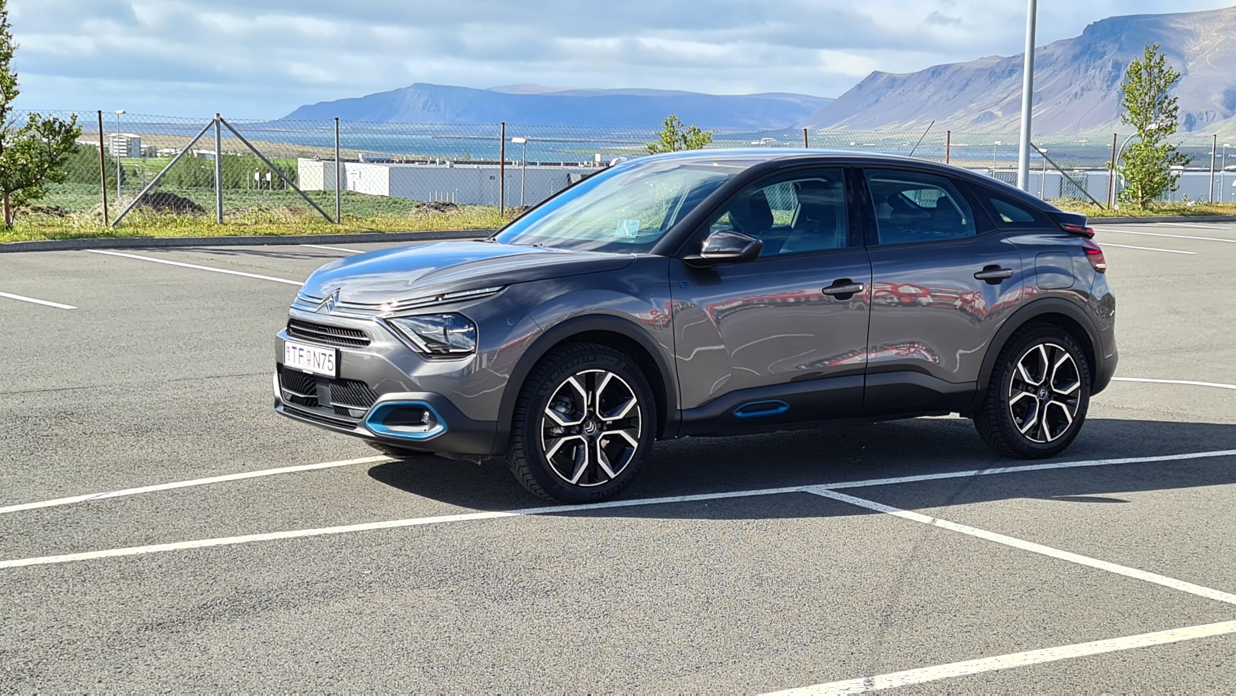 Citroen e-C4 er flottur Frakki