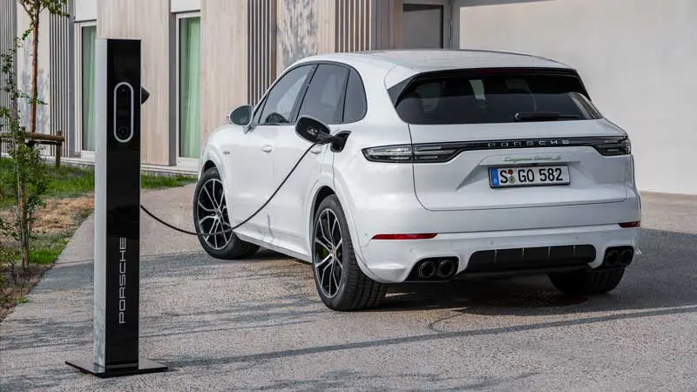 Nýr alrafmagnaður Porsche Cayenne staðfestur